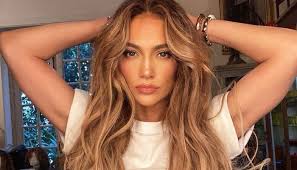 ✨ jlo beauty is available now! Jennifer Lopez Reveals Person Behind Her J Lo Nickname