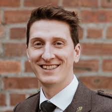 Sana Suri (@sanasuri)