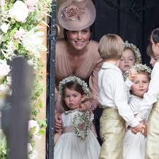 Princ Dzhordzh I Princessa Sharlotta Primut Uchastie V Svadebnoj Ceremonii Princa Garri I Megan Markl Buro