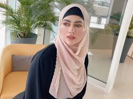 Sana khan, do is a osteopathic manipulative therapy specialist in chino, ca. Sana Khan Hijab Controversy Former Actress Sana Khan Gets Mocked For Wearing Hijab Itna Padhai Karke Kya Faida Jb Parde Me Hi Rehna Hai