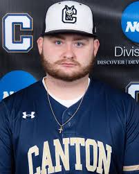 Kevin Kapfer's Instagram, Twitter & Facebook