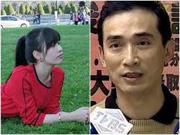 Her father is a famous dermatologist in tainan. å°æ¹¾å¥³ä½œå®¶æž—å¥•å«ä¼ æ›¾è¢«è€å¸ˆå¦»å­é€¼ä¸‹è·ªç‹‚åž300å¤šé¢—å®‰çœ è¯