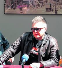 Politycy, macherzy, zabrali nam zdrową normalną radość. Czestochowianin Muniek Staszczyk Swietowal U Nas Swoj Jubileusz Czestochowa Nasze Miasto