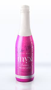 Myx Fusions To Release Limited Edition Nicki Minaj Signature Bottle Bottle Nicki Minaj Moscato Drinks
