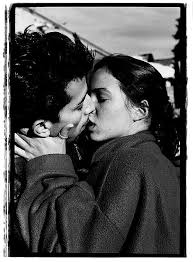 Black And White Kiss October Kiss By Jennifer Esperanza Couple Kiss Portrait Black And White Photography Pose Idea Photo Kissing Couples Couples