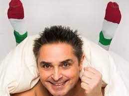 Alexander italianer was born in 1956 in london, united kingdom, the son of dutch diplomat franz italianer. Langenhagen Angeblich Schlafen Italiener Immer Nackt