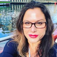 Lea Yardum (@leayardum)