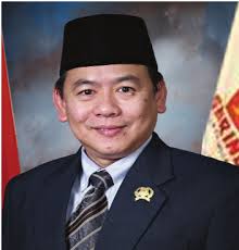 8 Remaja Perang Sarung Jelang Sahur