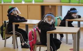 Check spelling or type a new query. Escuelas Particulares Anuncian Que Regresaran A Las Clases Presenciales Pese Al Covid 19
