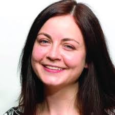 Cara Hutton's Instagram, Twitter & Facebook