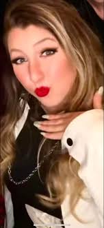 Good morning, everyone! Happy Friday! This Loretta post from last year is  in my memories today. I would've loved to have been able to just talk to  her...yes, I love her music,