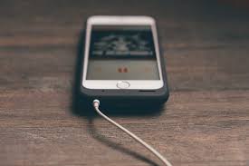 The world's best guitar teacher guides you through your first chords and songs! The 16 Best Guitar Apps Of 2019