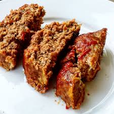 Spread evenly over meatloaf after it has baked for 45 minutes. Meat Loaf A Small Batch Audrey Can Cook And So Can You