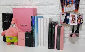 Solo en juegos y juguetes. Blink Monbebe Hidden Kard Army Room Decor Room Planning Room Ideas Bedroom