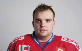 Bylo mu pouhých 32 let. Troncinsky Ve Slovanu Nejspis Ne Resi Hned Nekolik Nabidek Hokej Cz Web Ceskeho Hokeje