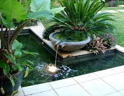 Desain taman rumah minimalis dengan kolam ikan. 17 Inspirasi Kolam Ikan Depan Rumah Mau Kolam Minimalis Atau Desain Jepang Rumah123 Com