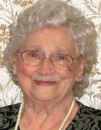 Regina Robb's Instagram, Twitter & Facebook