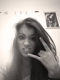 Dionne Pollard's Instagram, Twitter & Facebook