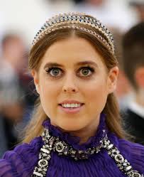 Beatriz York's Instagram, Twitter & Facebook