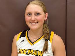 See the 2023 Bay City area athletes who signed to play college sports