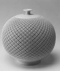 Add this ceramic piece to your favorite nautically themed area. Kim Seong Tae Ceramics Ceramic Techniques Raku Pottery