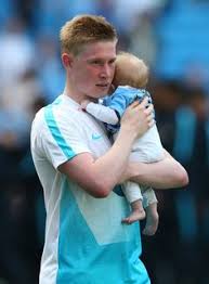 Belgium's kevin de bruyne reacts after thorgan hazard scored during the euro 2020 soccer. 80 Kevin De Bruyne 27j Ideen Manchester City Manchester Belgien