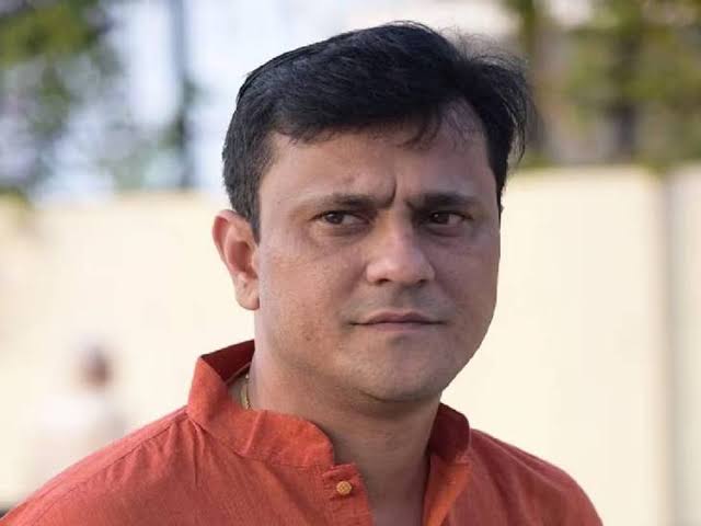 कैद्यांच्या अन्नात शेकडो कोटींचा घोटाळा : देशपांडे