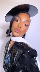 Jesenia Pena's Instagram, Twitter & Facebook