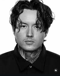 I'm not sure how other fans feel but so far I'm not liking the new Noah.