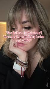 Evangeline Peters's Instagram, Twitter & Facebook