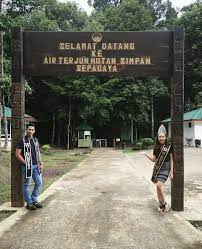Menurutnya, dia dan 275 pengikutnya mahu tinggal di kampung tanduo di lahad datu manakala kerajaan filipina sedang mengadakan. Air Terjun Hutan Kongsi Tempat Menarik Di Malaysia Facebook