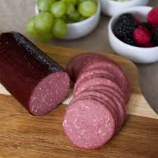 2.2 kg lean meat 2 tbsp sugar cure 5 tsp tender quick 2 tsp mustard seeds 2 tsp liquid smoke 2 tsp peppercorns 1 tsp garlic powder 2 tsp coarse pepper 2 tsp crushed red pepper. Summer Sausage Locally Produced Sausage And Old World Meat Products Nolechek S Meats Inc