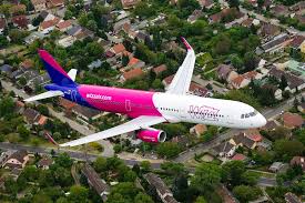 First wizz air airbus a321 returning from maiden flight. Airbus A321 Wizz Air La Show Ul Aviatic De La Budapesta