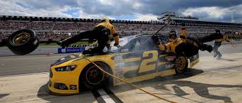 Nascar reveals pit stop rules changes for select xfinity, gander trucks races. 10 Times Nascar Pit Stops Went Horribly Wrong