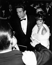 Natalie Wood And Warren Beatty Arriving At The 34th Academy Awards In 1962 Natalie Wood Natalie Movie Stars