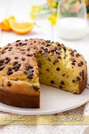 Iniziate la preparazione della torta al cioccolato e arancia dalla spuma di burro. Torta All Arancia E Mascarpone