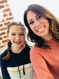 In the span of 3 years, Darcey has aged 10 years