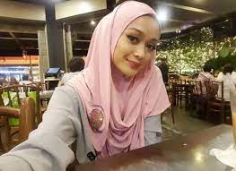 Faye atau nama sebenarnya, dayangku faratiwan adnil awang kusairi itu bagaimanapun bersyukur setelah dibenarkan keluar dari hospital pada ahad. I Love Sarawak Faye Kusairi Orang Miri Sarawak Padu Facebook