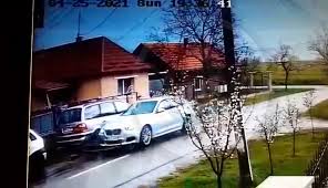 Politia nu are nici un drept sa neprezentarea, în mod nejustificat, în termenul stabilit la unitatea de politie rutiera la care a fost. Video Un È™ofer A FÄƒcut Accident È™i A Fugit Este CÄƒutat De PoliÈ›ie Pentru A L LÄƒsa FÄƒrÄƒ Permis