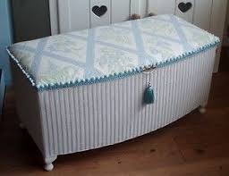 A lovely tall wicker hamper with lid, and chinoiserie brass hardware. Vintage Lloyd Loom Ottoman For Sale On Ebay X Lloyd Loom Wicker Ottoman Painting Wicker Furniture