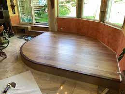 Check spelling or type a new query. Estrade Sur Mesure En Chene Massif Bourbach Le Haut Parquet Service