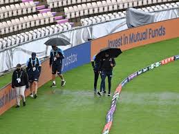 .final, jun 18, icc world test championship final 2021 with live cricket score, ball by ball pujara pulls out as he spots some disturbance in front of the sightscreen. D5l2s0otznug4m
