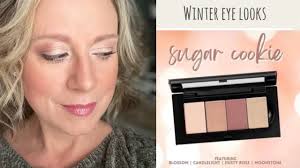 Sugar Cookie winter eye look