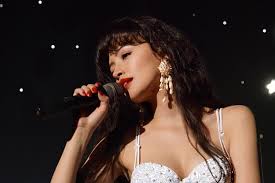The singer struggles with whether to tell her fans about chris or not. Selena The Series Part 2 Reveals Release Date In New Trailer Rolling Stone