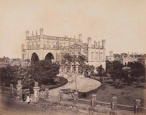Today in #Mumbai history JJ Hospital School of Practice was opened for reception of the sick from 15 May 1845. The foundation stone was laid on 3 January 1843. @mumbaiheritage #Bombay #JJHospital