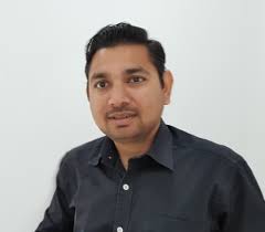 Team Meeting (with wifey!) Strategic planning while having some yummy food  🤣🥰😋