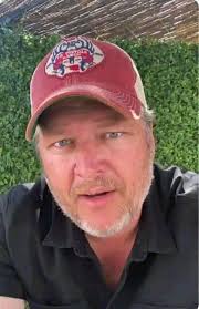 Blake Shelton music fan engagement and appreciation