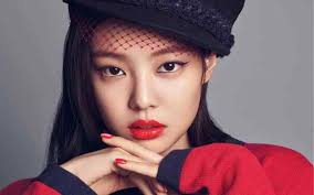 Jennie Blackpink Top 8 Most Popular K Pop Idols Kdramaplanet In 2020 Blackpink Pop Singers Korean Fashion Kpop