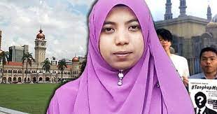 Hanif mahpa and afiqah zolkeple from universiti islam antarabangsa (uia) malaysia were suspended for merely hosting an intellectual debate in the university on the pros and cons of the goods and services tax. Watch This Fiery Student Ask Pdrm A Million Dollar Question