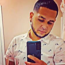 Una colombiana 🇨🇴 y una Nicaragüense 🇳🇮 y tu de qué país eres ?